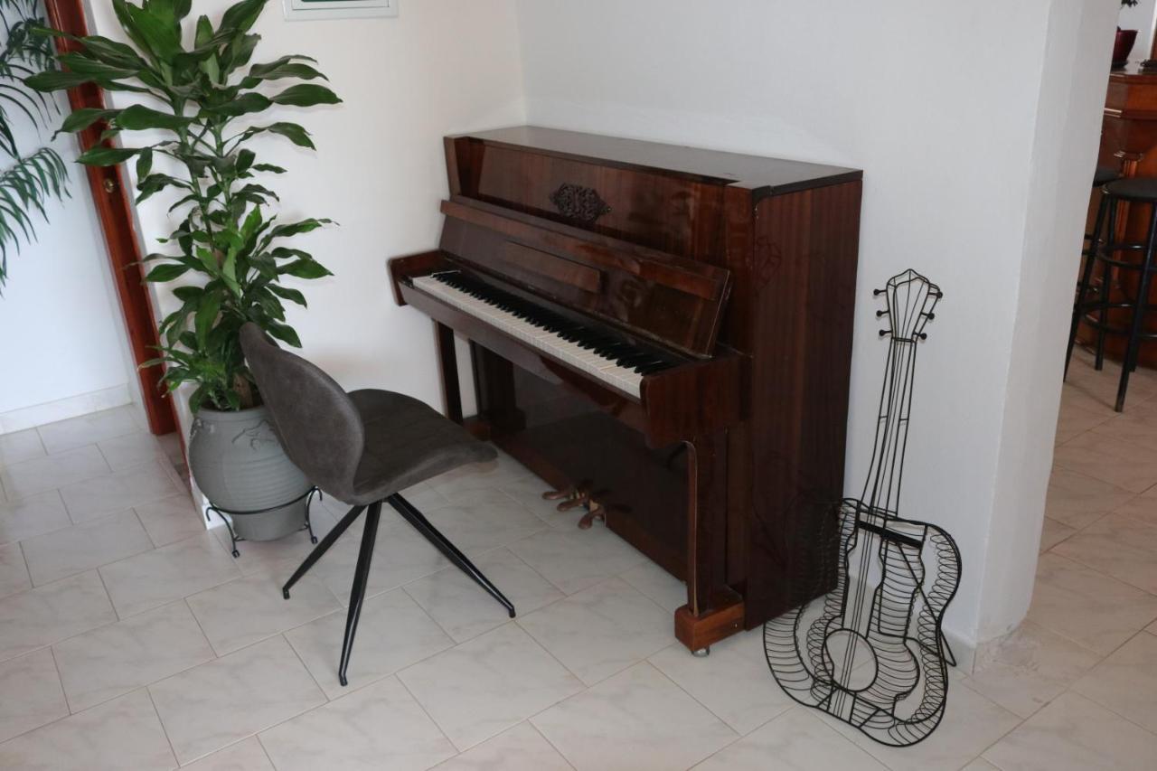 Michaela Hotel Poros  Luaran gambar