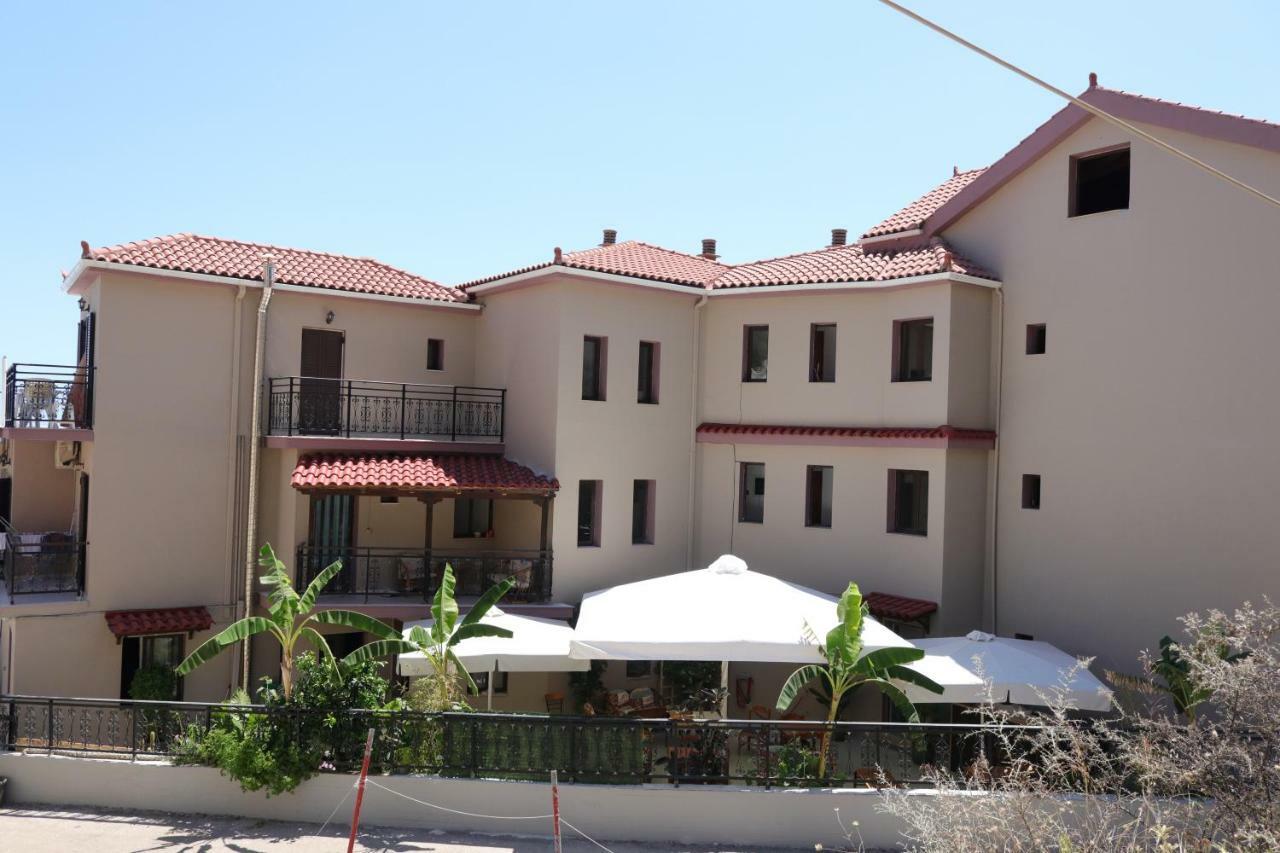 Michaela Hotel Poros  Luaran gambar